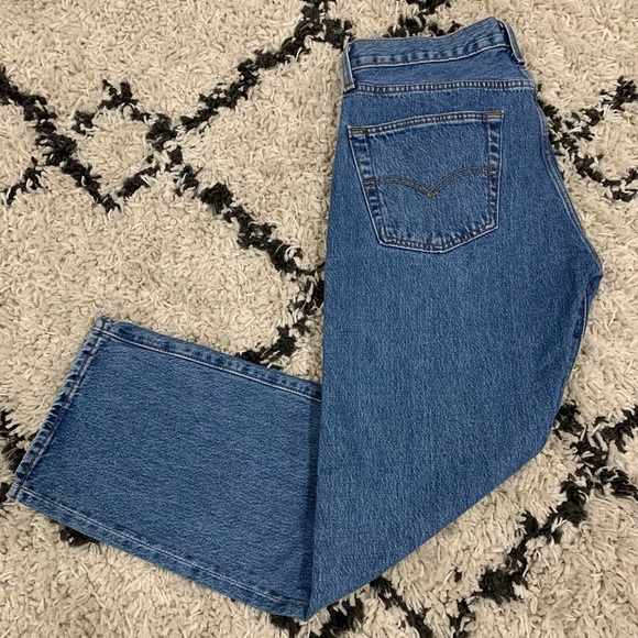 Original Levis 501 Button Fly Denim Jeans - Picture 3 of 9